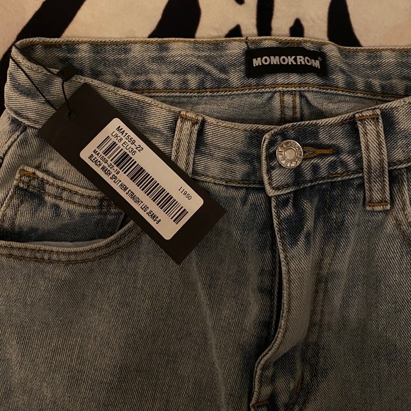 side slit hem bleach wash jeans || DOLLS KILL - Picture 6 of 7